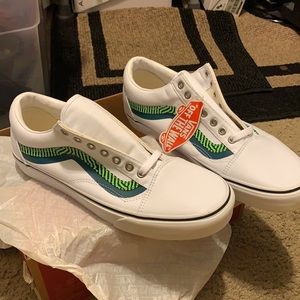 Brand new vans lace up